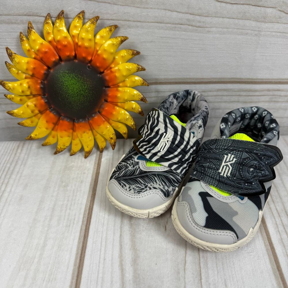 nike kybrid s2 toddler‎ shoes 7C